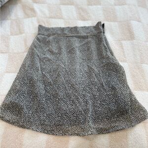 Elegant Gray Patterned Women's Skirt